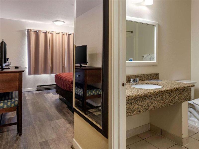 Bay Breeze Inn Seaside Luaran gambar