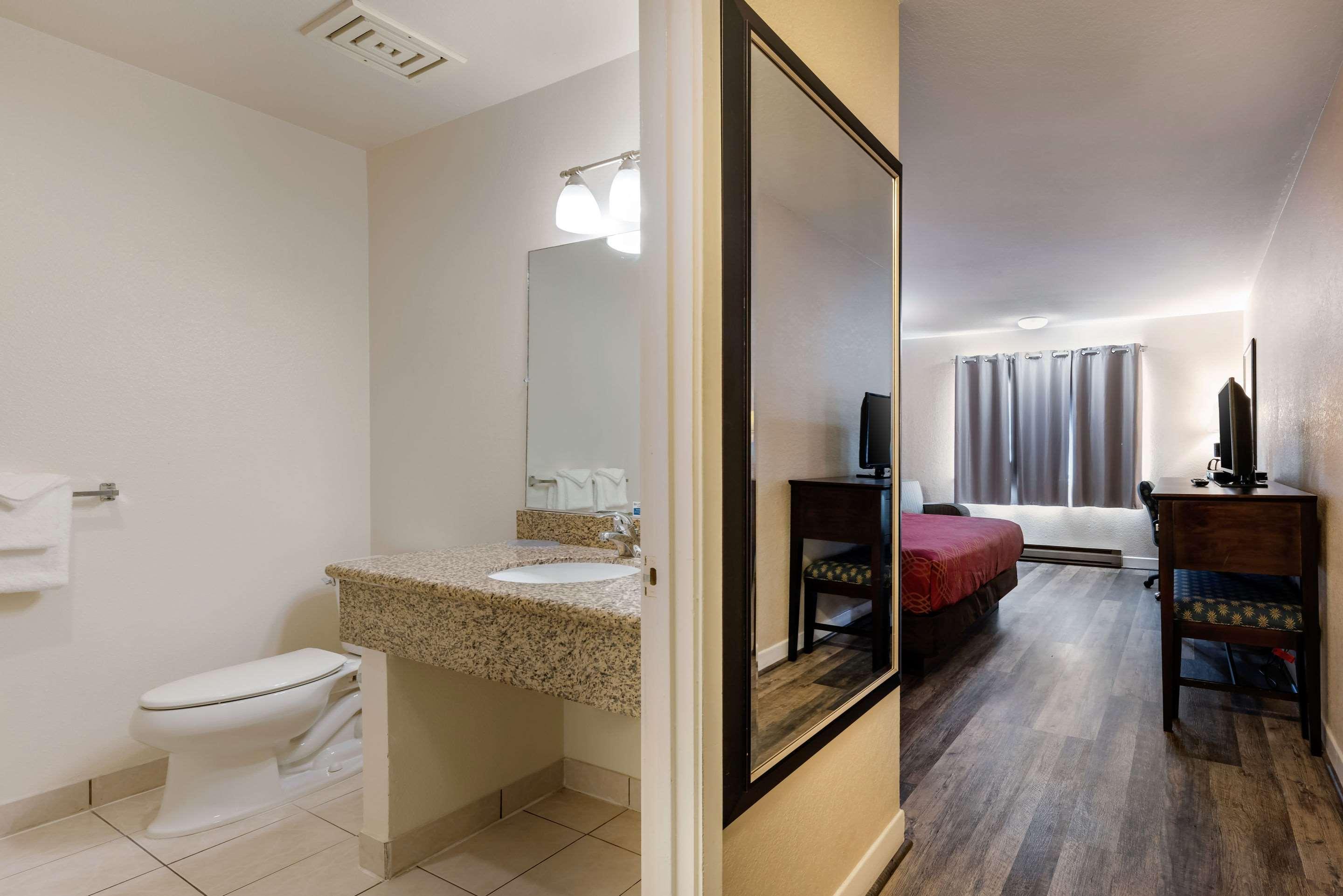 Bay Breeze Inn Seaside Luaran gambar