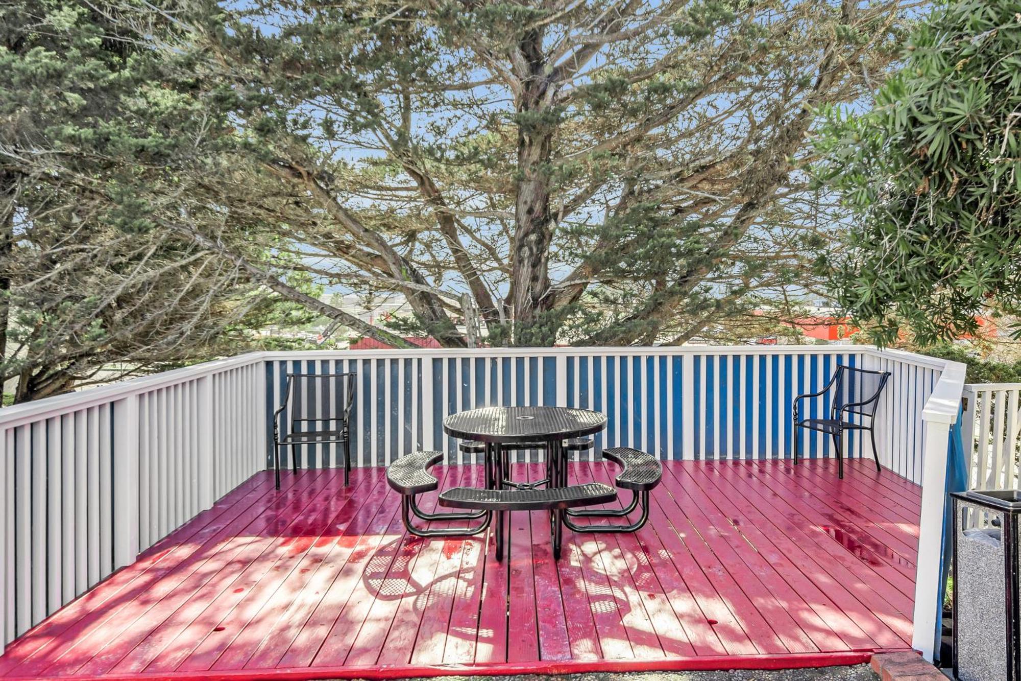 Bay Breeze Inn Seaside Luaran gambar